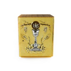 Sacrário Dourado com Cálice e Hóstia em Prateado